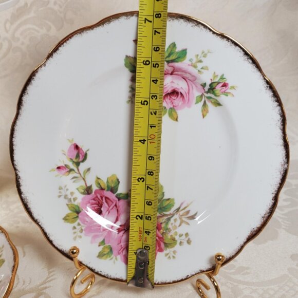 Vintage Royal Albert "American Beauty" Tea Set – 2 Cups & Saucers + Side Plate - Picture 5 of 7